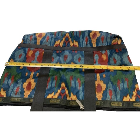 Lesportsac Southwestern Tribal Shoulder Tote Attached Makeup/Accessory Pouch - Picture 9 of 10